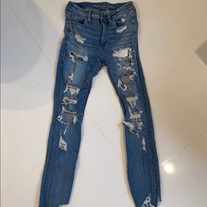 American eagle ripped jeans